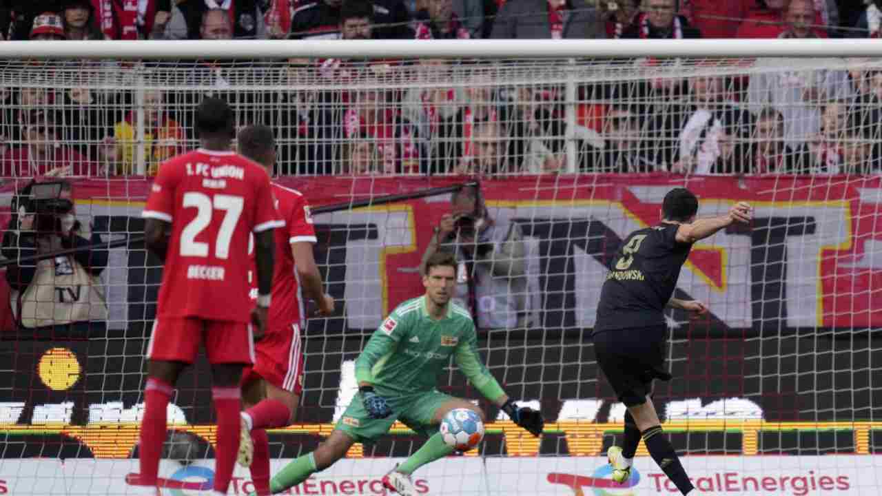 rigore Bundesliga - Foto LaPresse