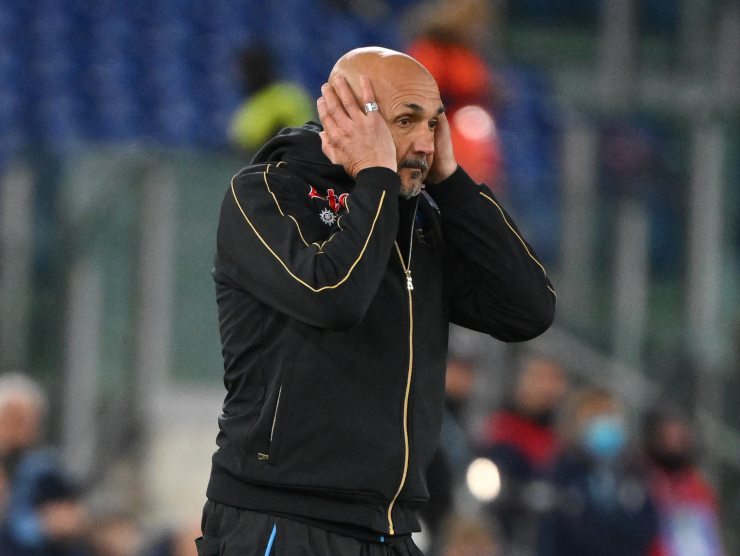 Spalletti si tappa le orecchie