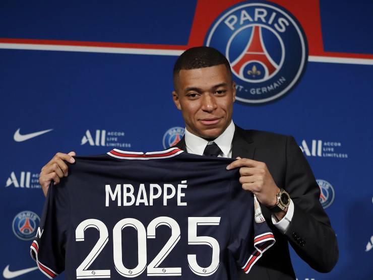 Mbappe rinnova con il PSG