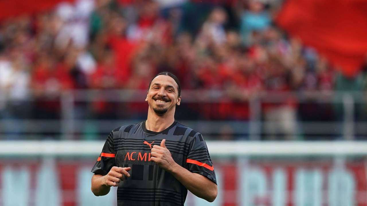 Ibrahimovic sorride