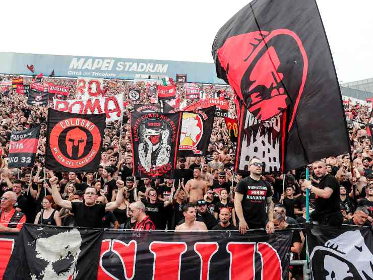 Tifosi del Milan al Mapei Stadium