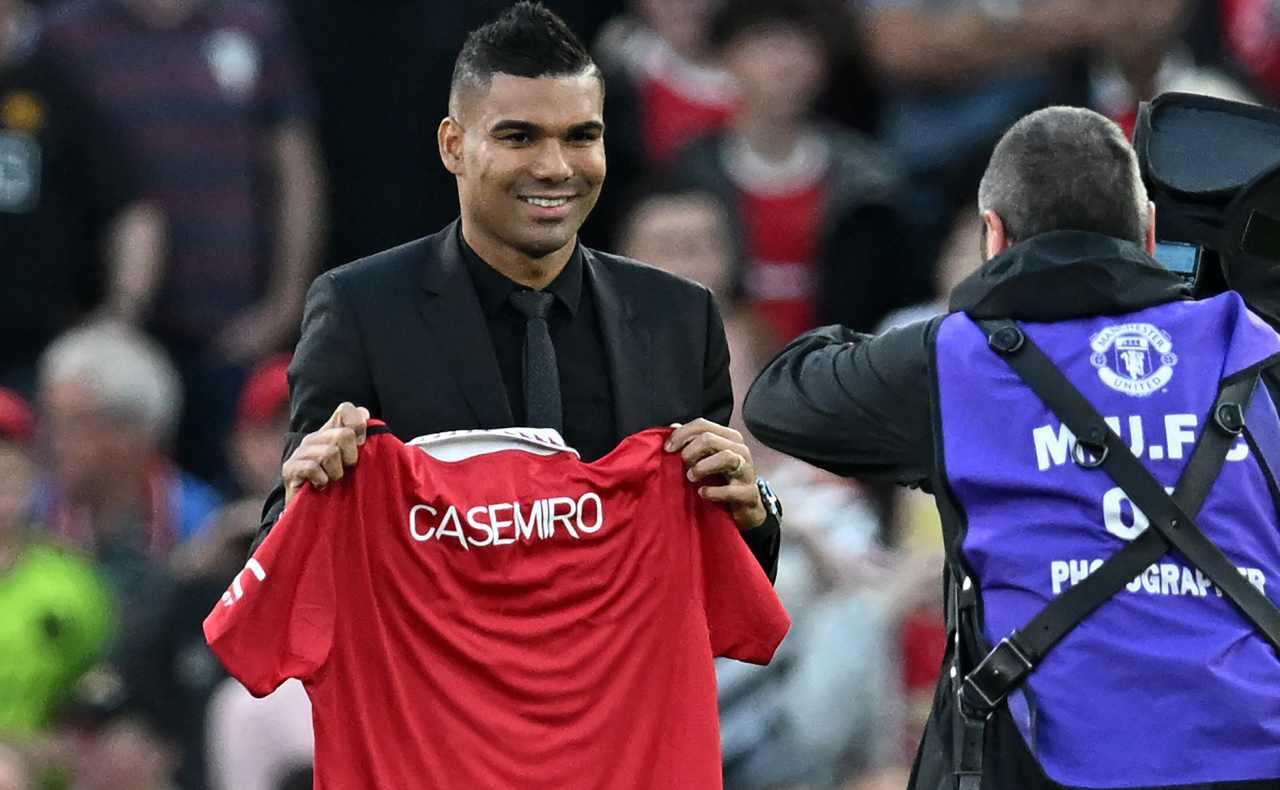 Casemiro accolto da eroe ad Old Trafford scommesse.online 27/08/2022 