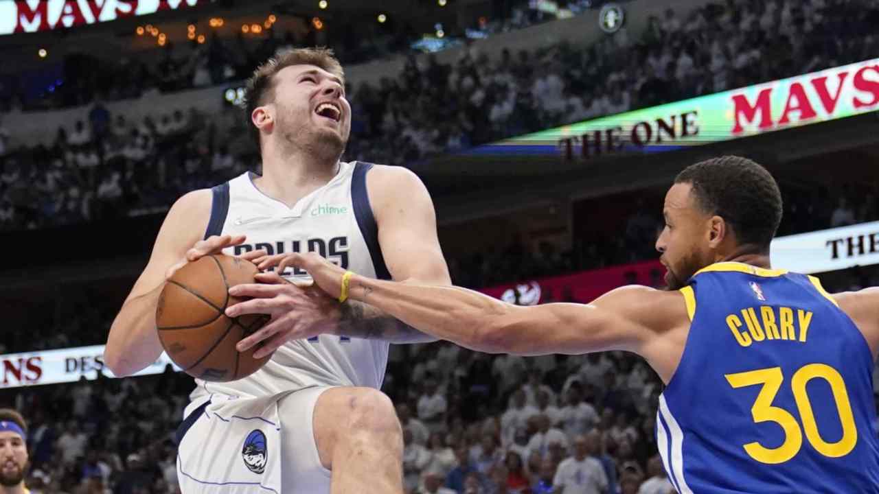 Doncic Curry scommesse.online 20220912