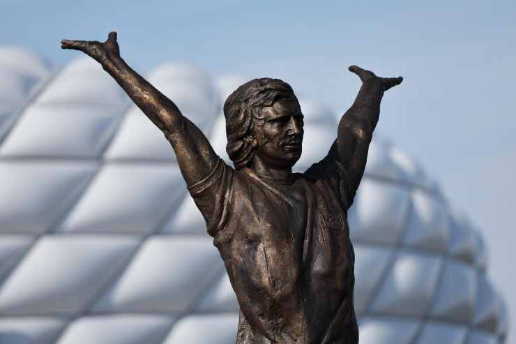 Allianz Arena, ecco la statua per Muller