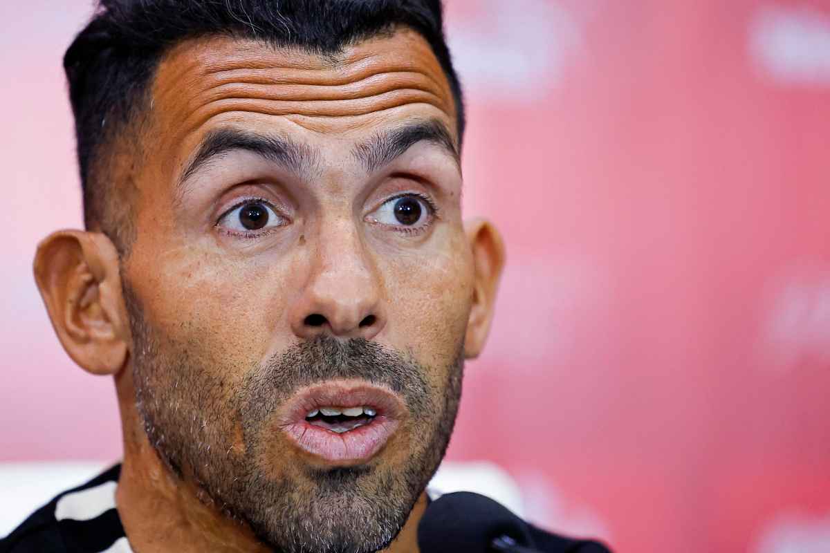 Tevez denuncia l'ignoranza dei calciatori