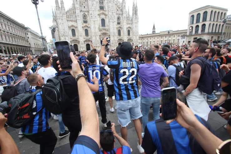 Tifosi nerazzurri schierati contro il grande ex