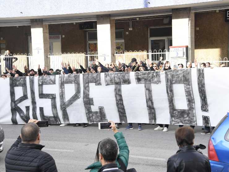 Tifosi Napoli protesta scommesse.online 20220920