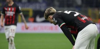 I tifosi non vogliono la maglia pre-gara del Milan