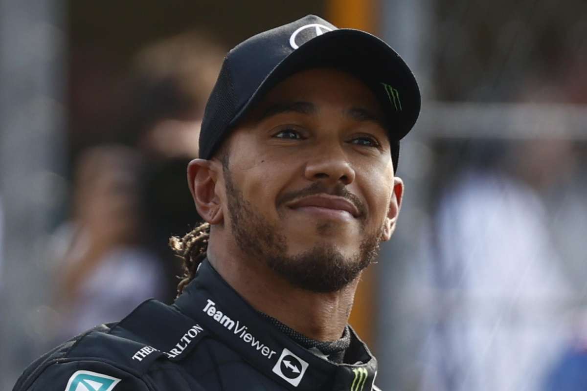 Hamilton, ecco lo scatto sui social che ne svela i segreti