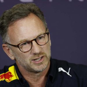 Christian Horner difende Leclerc