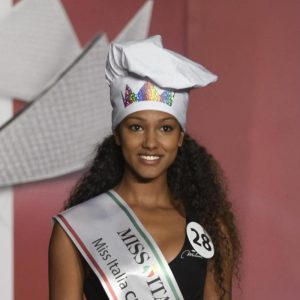 Samira Lui lascia senza parole